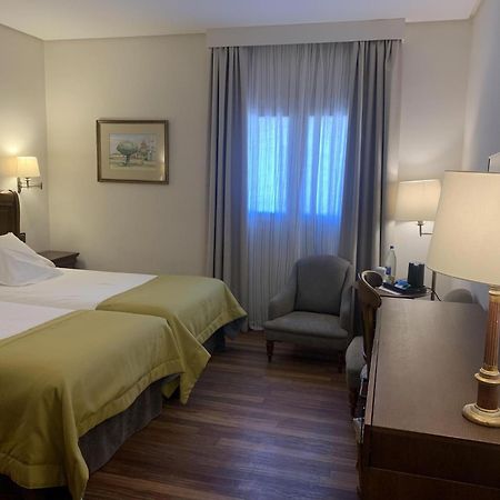 ปาราดอร์ เด ลาส กาญาดาส เดล เตเด Hotel ลาโอโรตาวา ภายนอก รูปภาพ