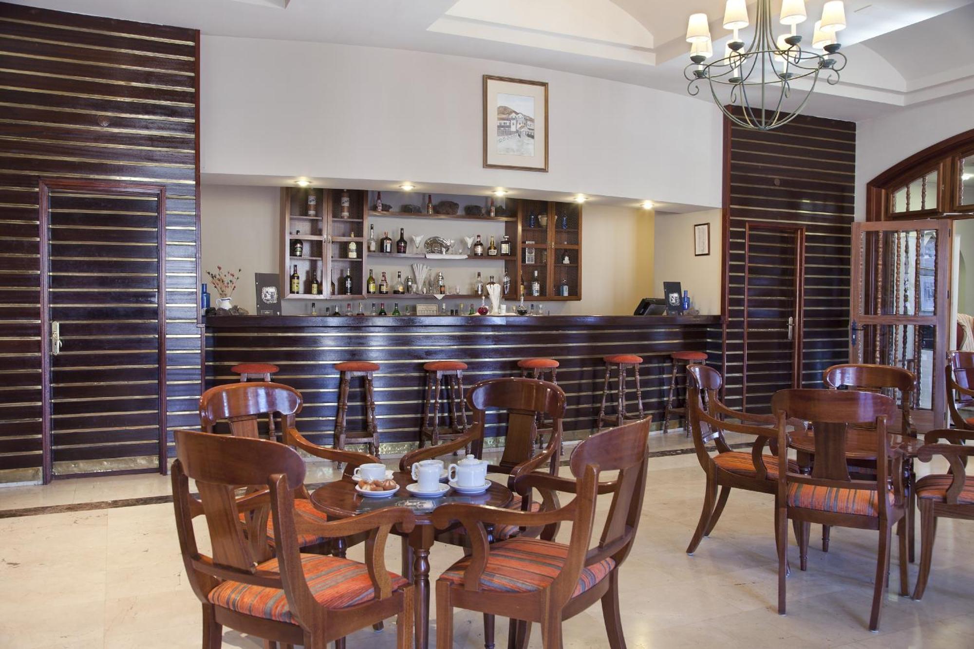 ปาราดอร์ เด ลาส กาญาดาส เดล เตเด Hotel ลาโอโรตาวา ภายนอก รูปภาพ